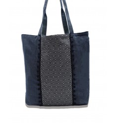 Sac Saint Tropez bleu jean avec motifs bleu nuit et pompons Fouta Tunisia - 1