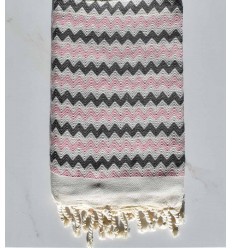 Fouta zigzag crème, Rose bébé clair et gris foncé 