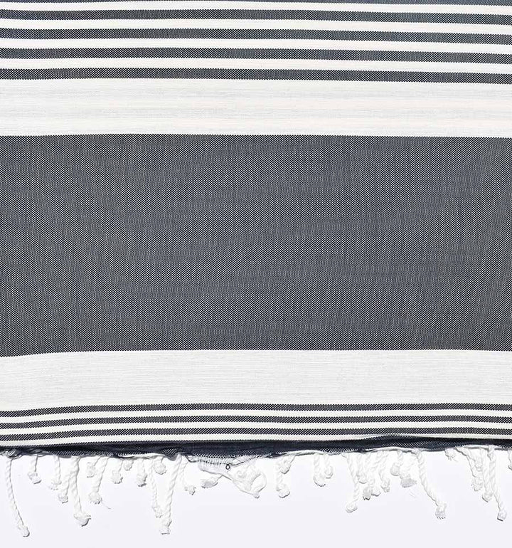 Jeté bleu foncé rayée blanc créme  - 1
