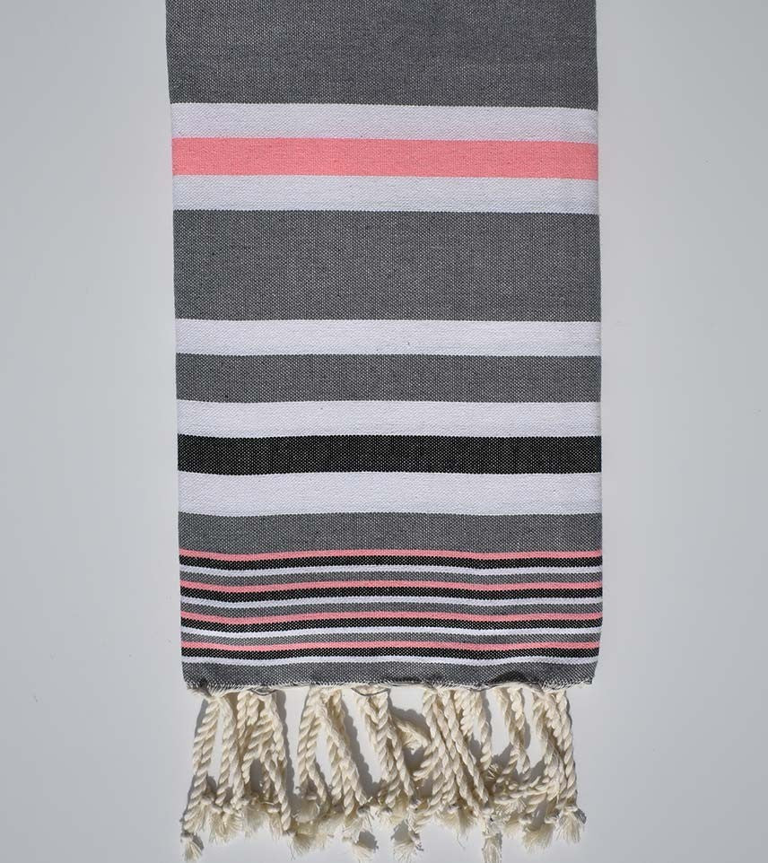Serviette de plage dina gris avec rayures blanche, rose fluo et noir Fouta Tunisia - 1