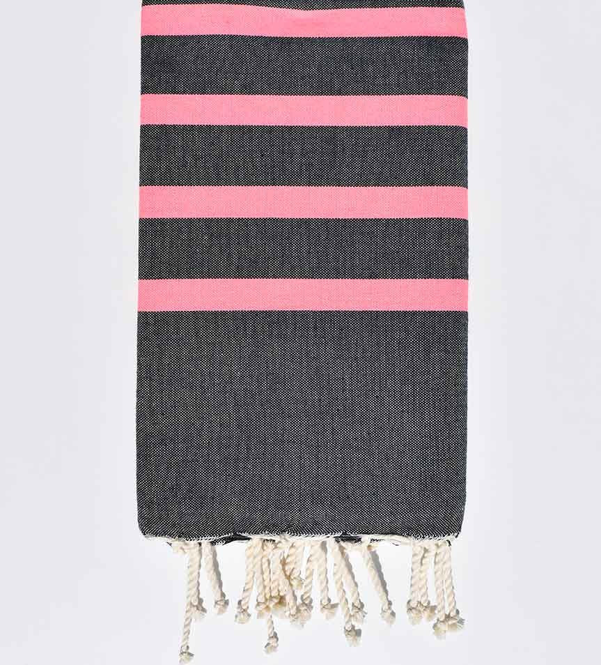 Serviette de plage bleu nuit et rose fluo Fouta Tunisia - 1