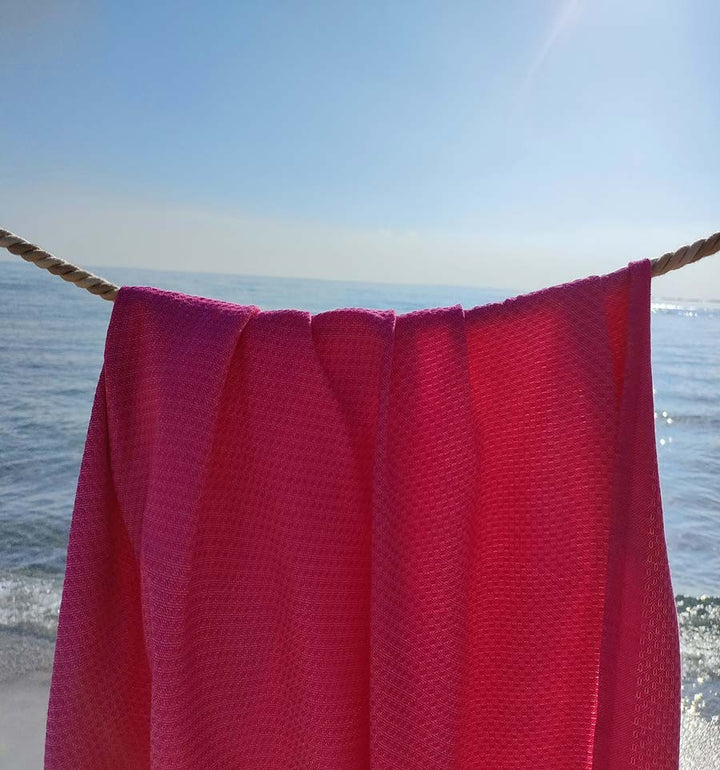 FOUTA nid d'abeille unie rose fushia Fouta Tunisia - 4