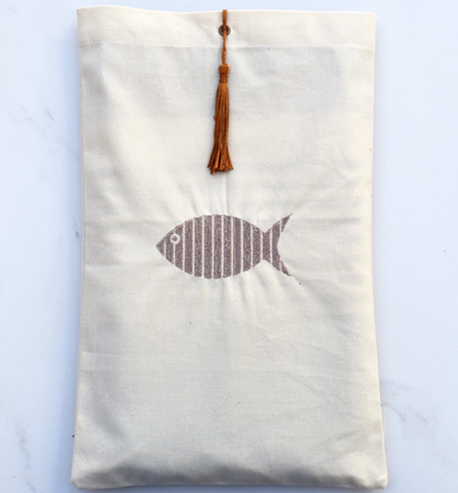 Pochette beige clair personnalisée avec pompon Fouta Tunisia - 1