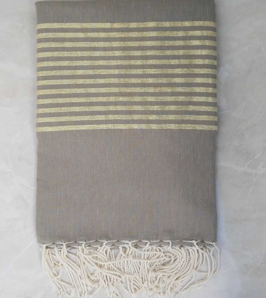 JETé vert kaki au fil lurex doré 