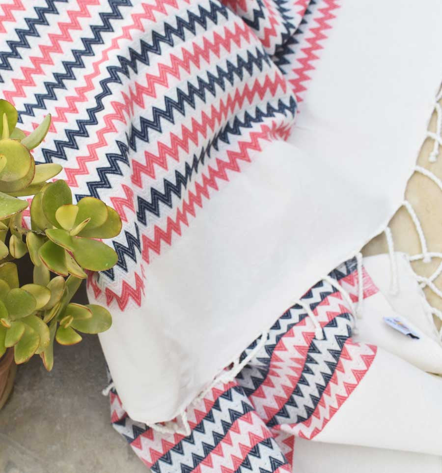 Fouta zigzag blanc crème, rose et bleu Fouta Tunisia - 4