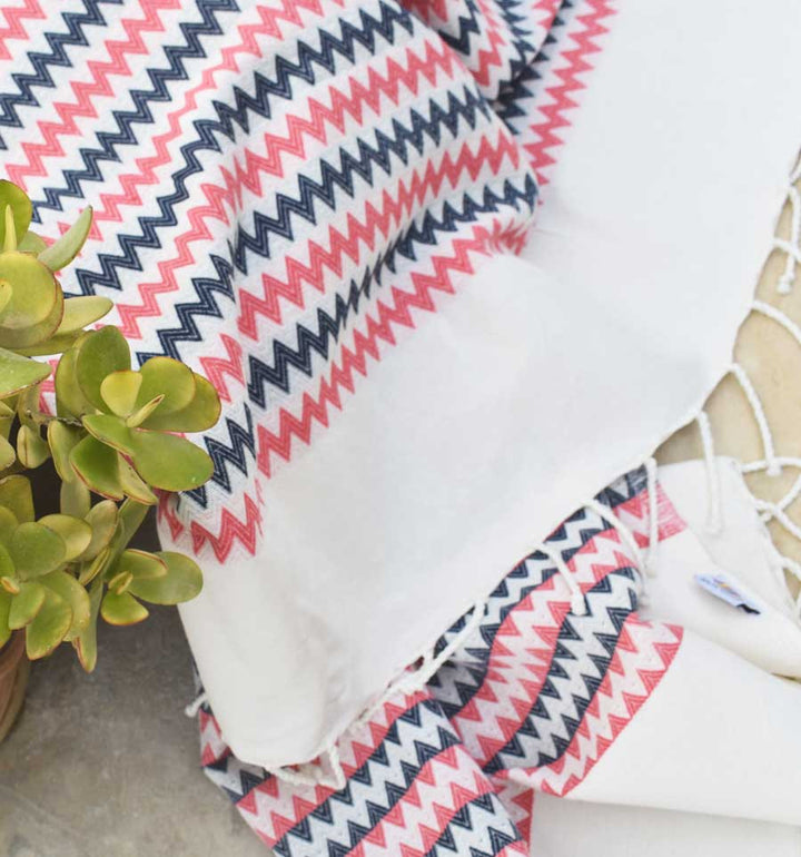 Fouta zigzag blanc crème, rose et bleu Fouta Tunisia - 4