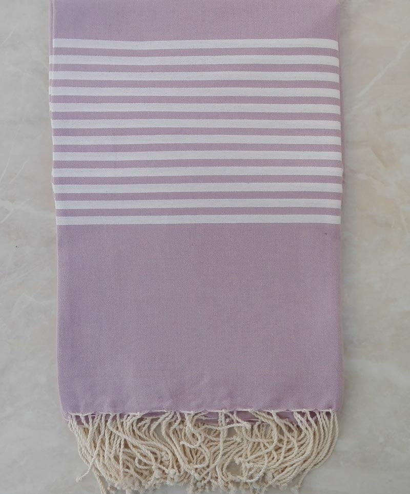 Jeté mauve clair avec rayures 