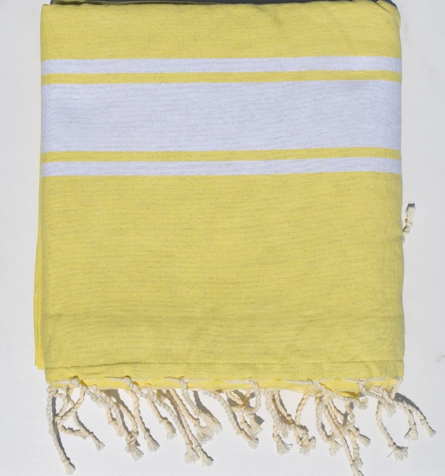 Fouta plate jaune doublée éponge