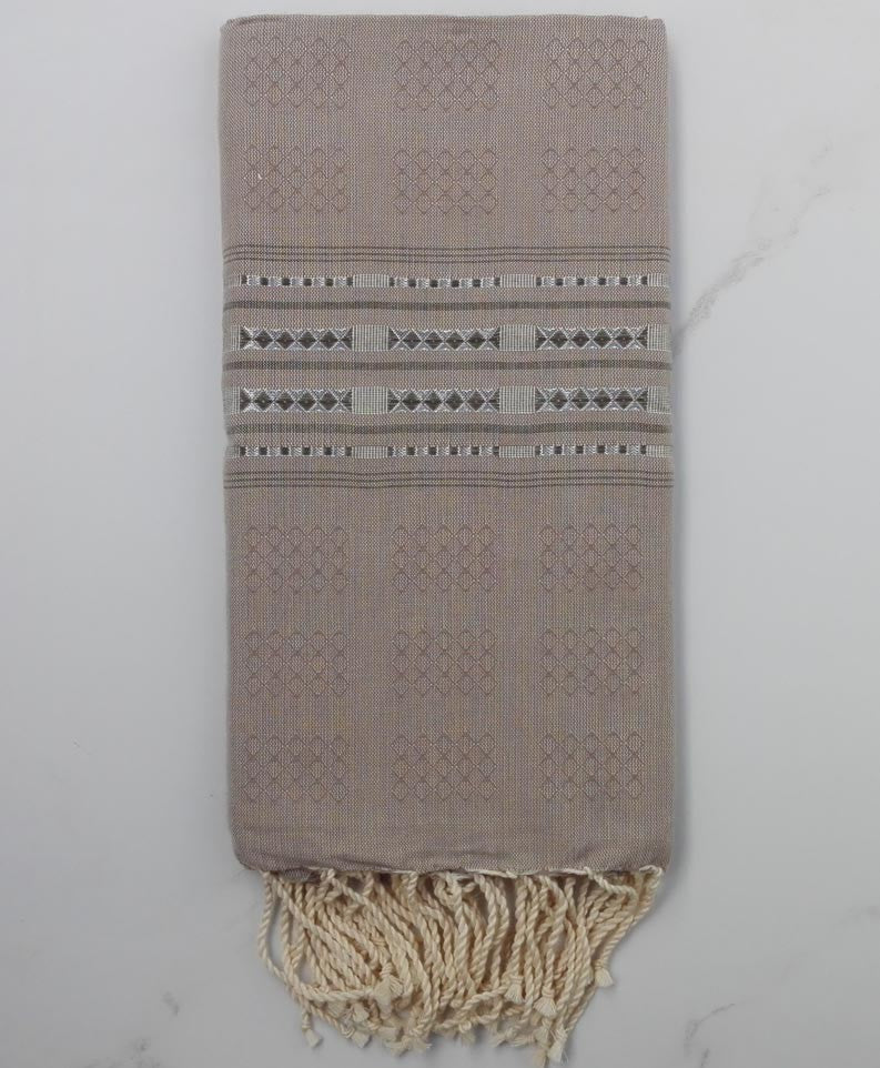 Fouta thalasso taupe avec des motifs 