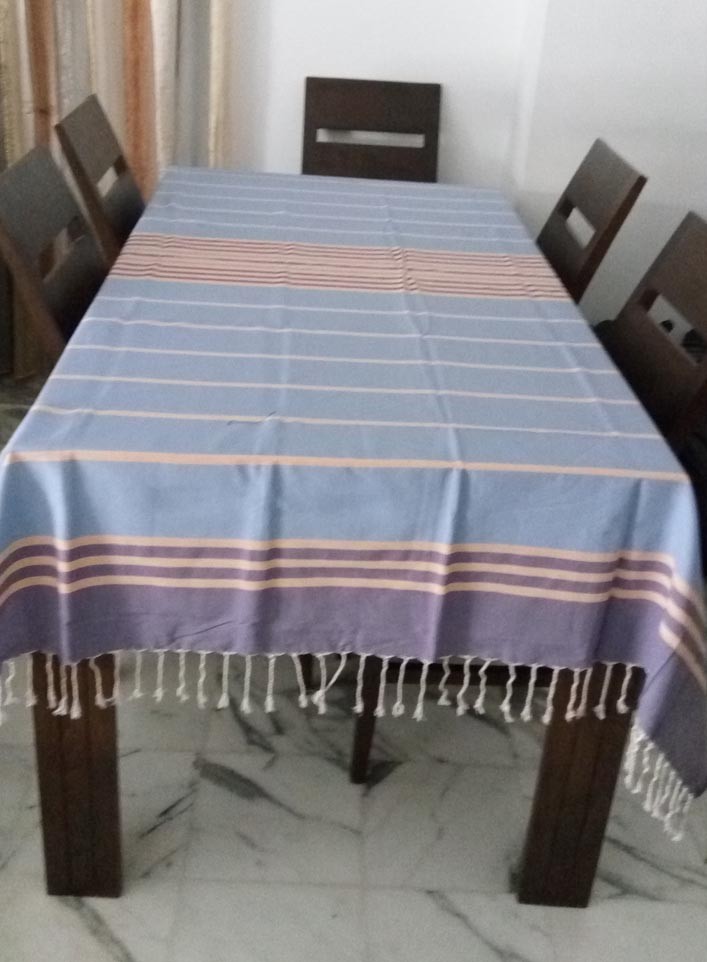 Jeté violet, bleu et capucine 