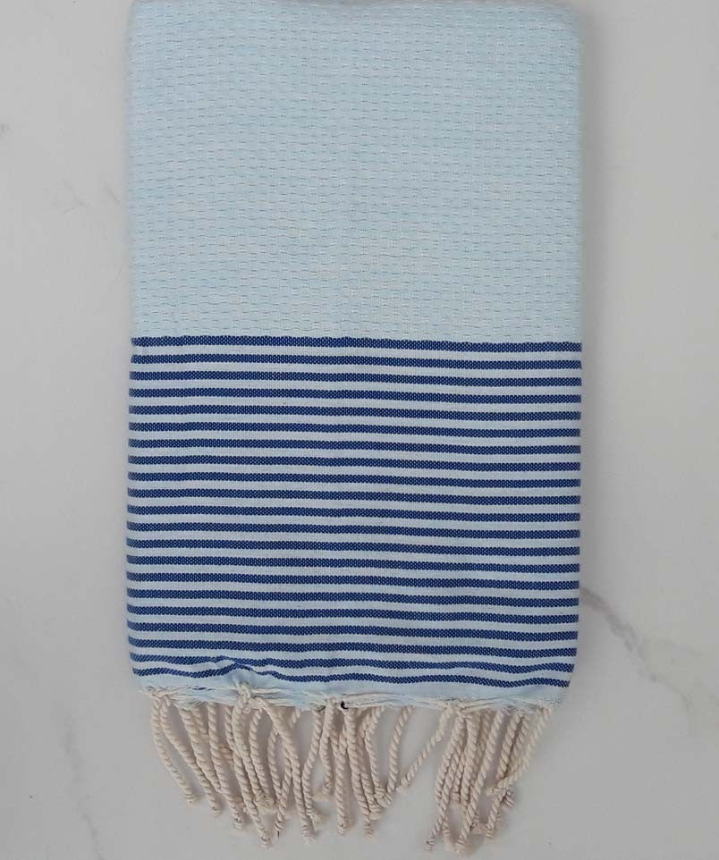 Fouta nid d'abeille bleu clair rayée bleu 