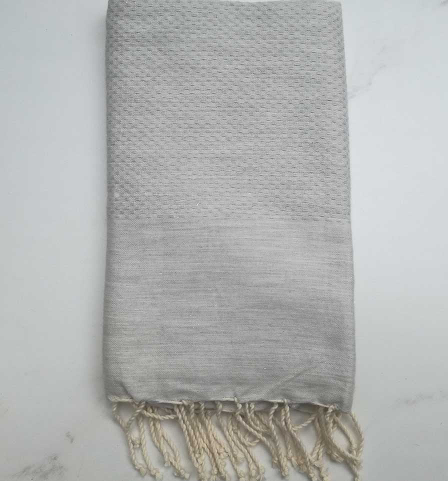 Fouta nid d'abeille unie gris clair avec lurex 