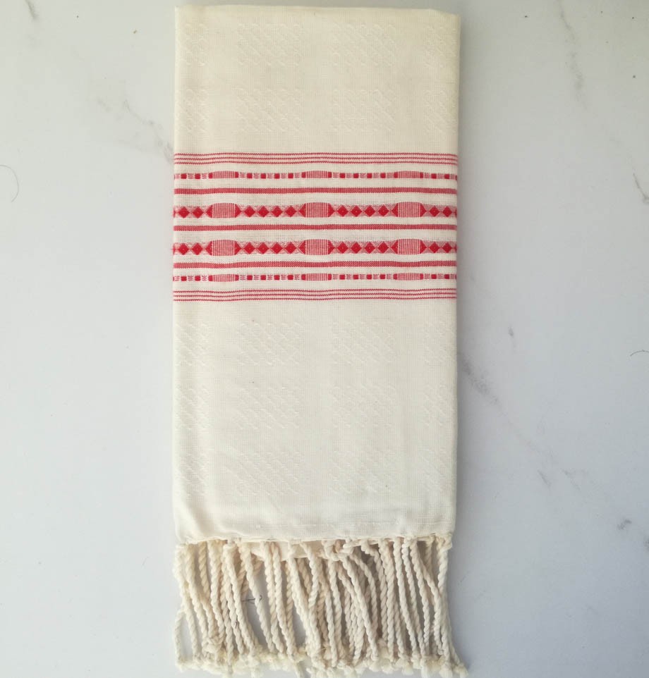 Fouta thalasso blanc crème avec motifs 