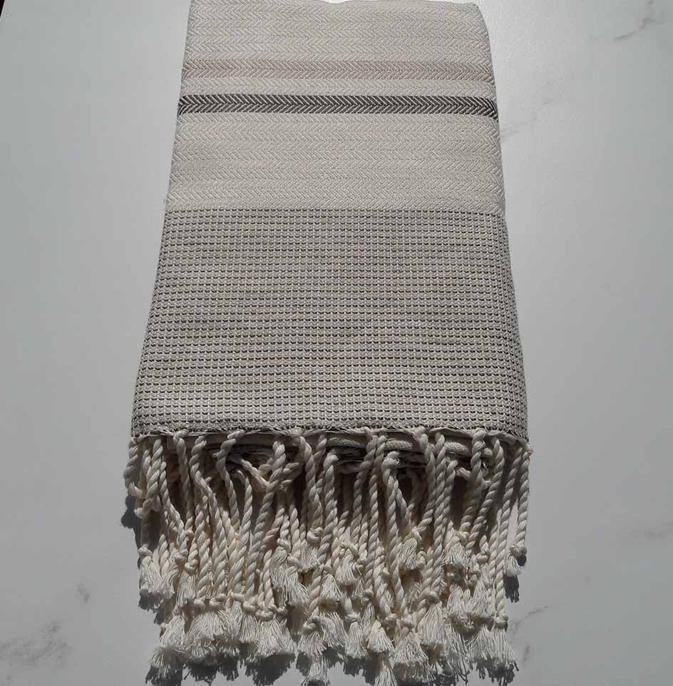 Fouta Chevron blanc crème, écru et gris vert 