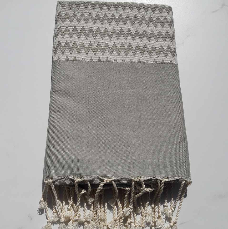 Fouta zigzag vert pale 