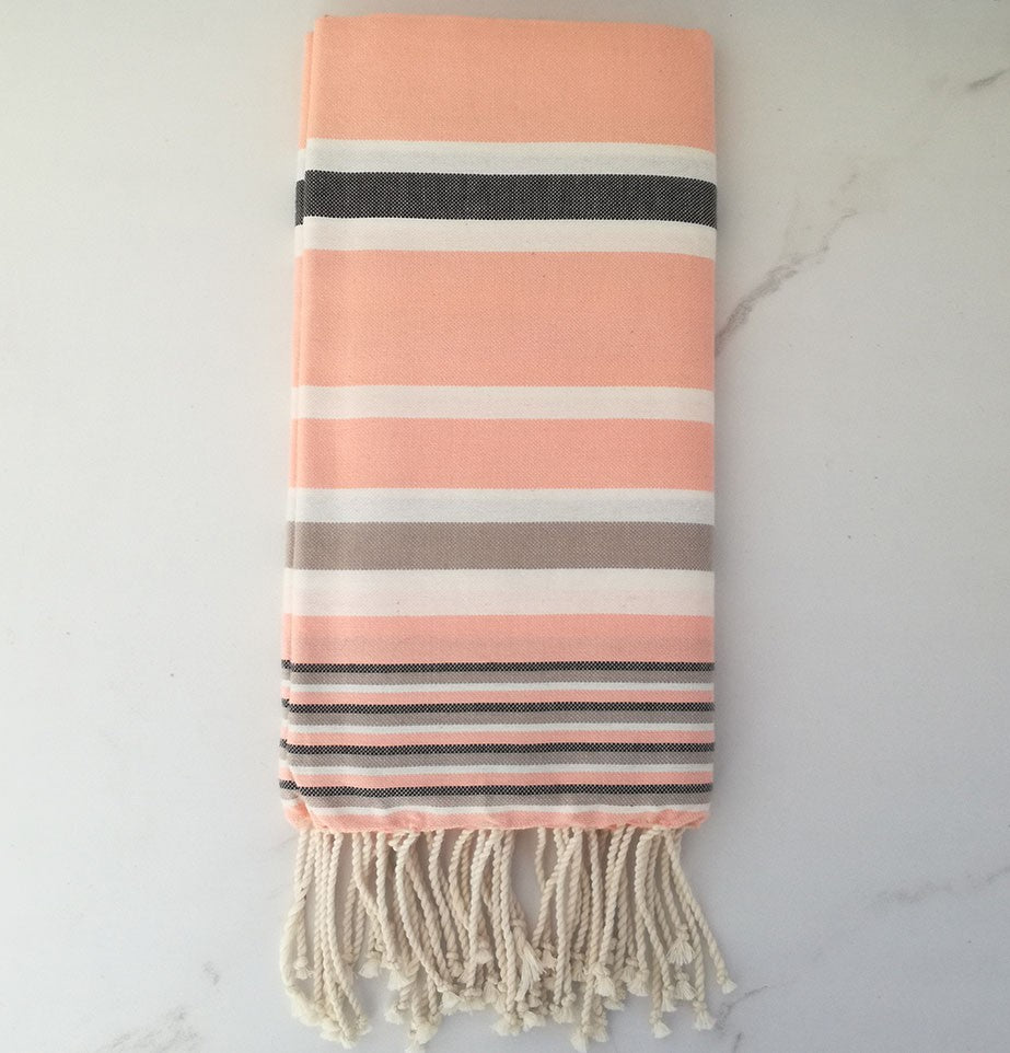 Fouta Dina saumon avec rayures 