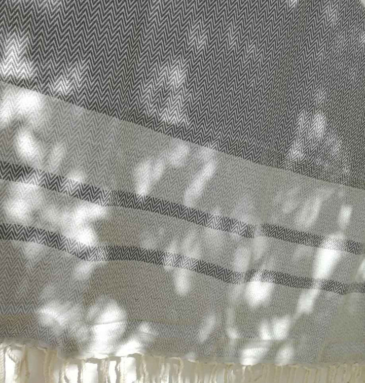 Chevron gris et gris moyen 