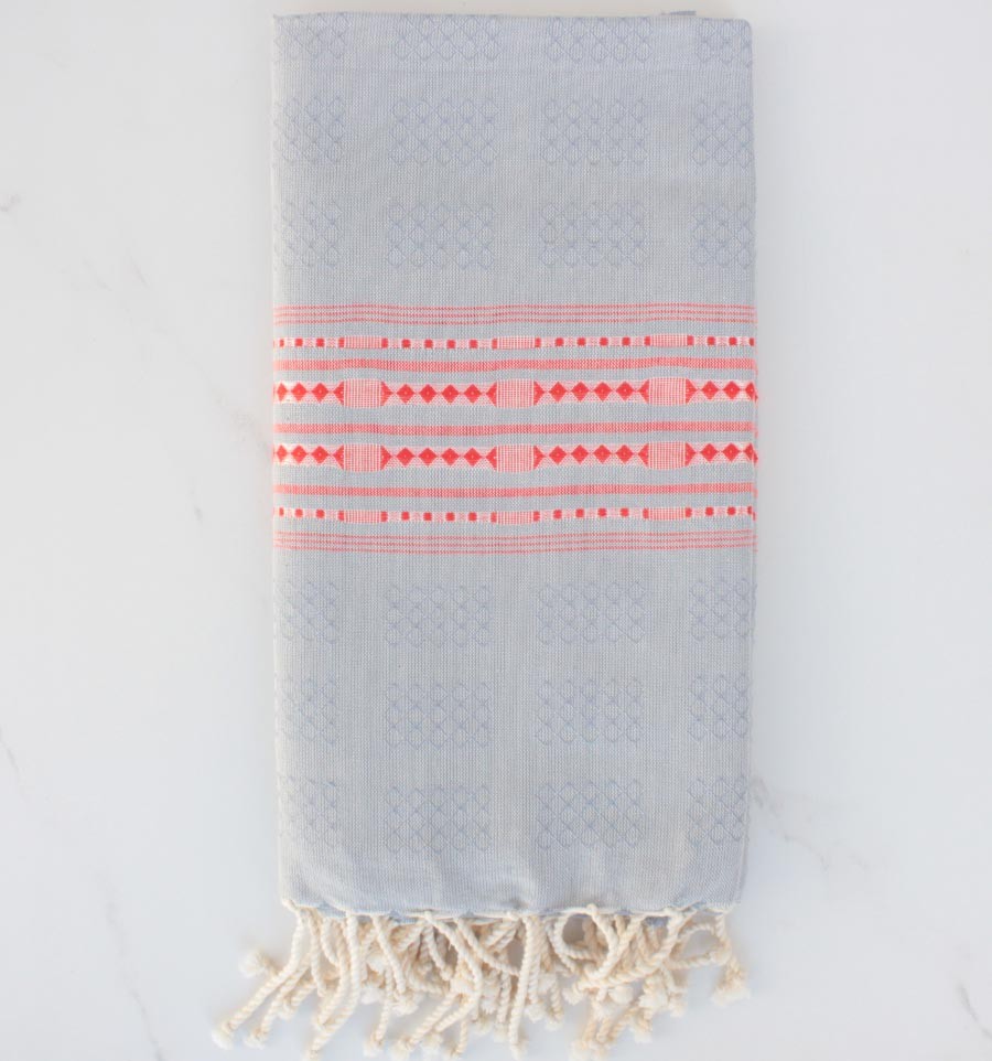 Fouta thalasso bleu fumée avec motifs rouge anglais 