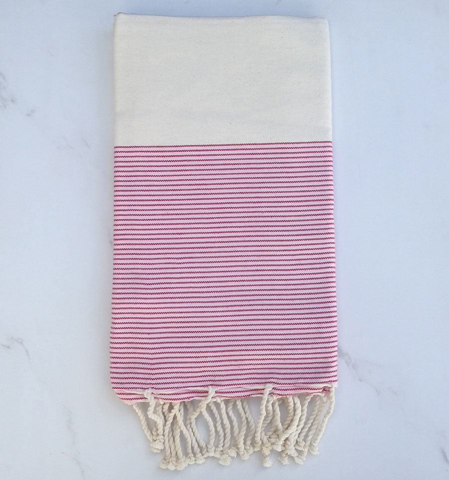 Fouta plate blanc crème et rose bébé avec rayures 