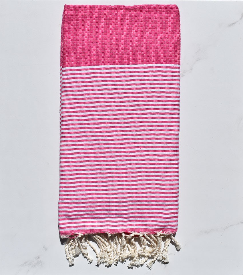 FOUTA NID D'ABEILLE fushia rayée blanc 