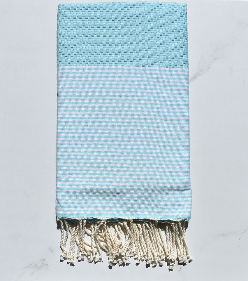 Fouta nid d'abeille bleu eau clair avec rayures 