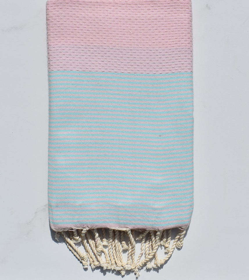Fouta nid d'abeille rose clair rayée turquoise 