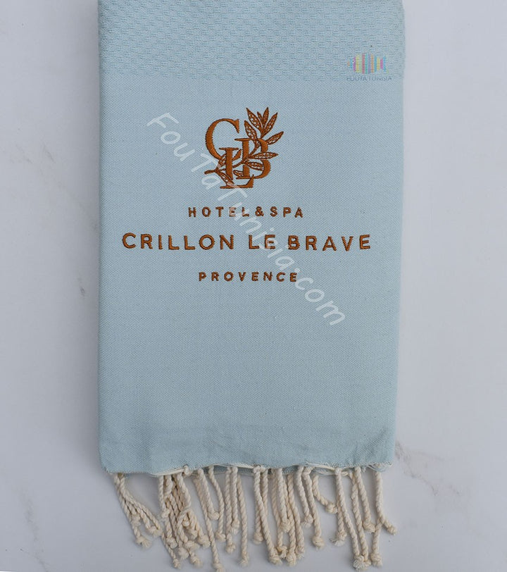Fouta brodée hotel crillon le brave 