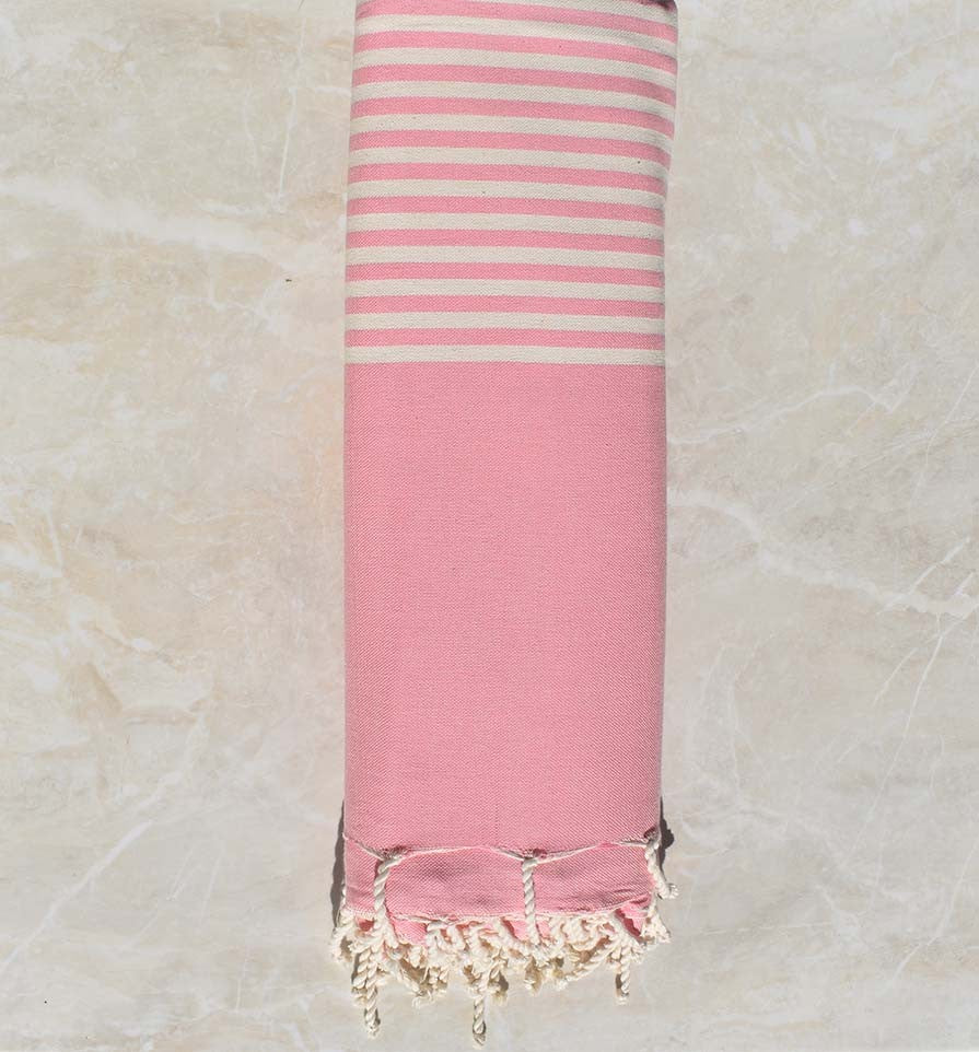 Jeté de canapé 4 franges couleur beigeasse avec rayures blanc crème 