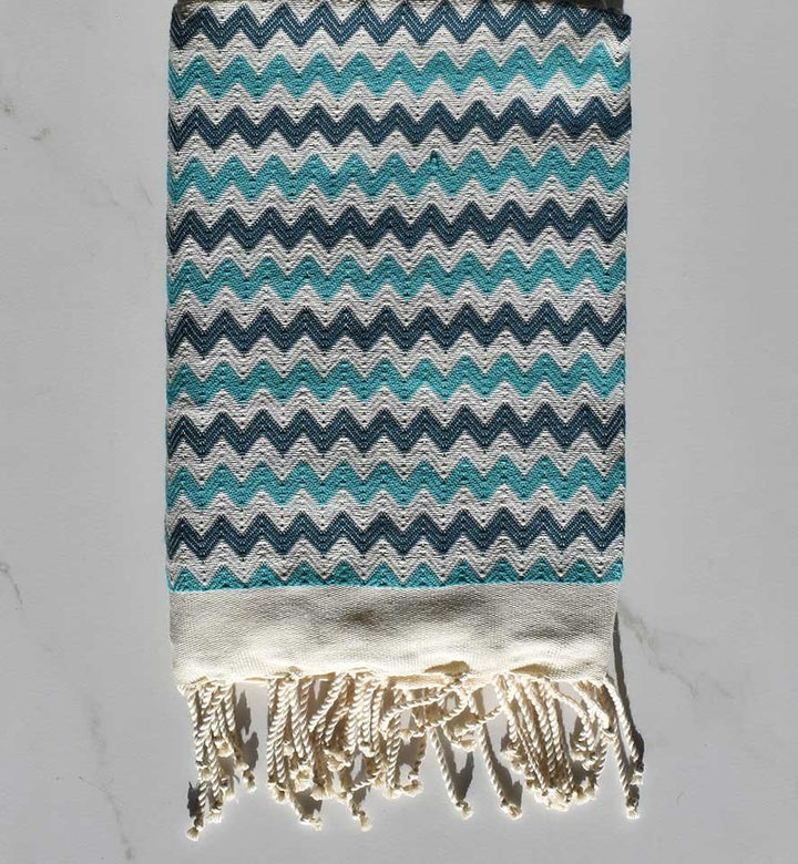 Fouta zigzag crème,bleu cobalt et Turquoise 