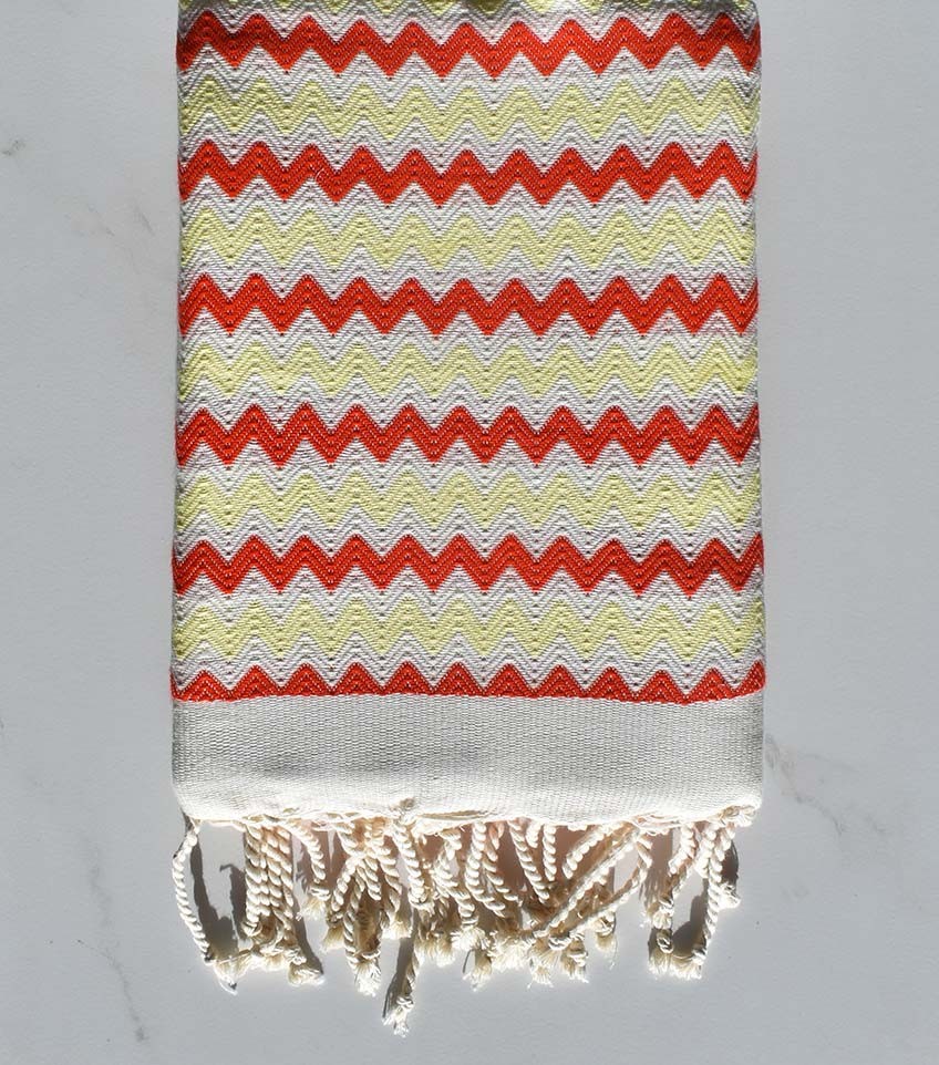 Fouta zigzag Blanc, rouge vif et jaune clair 