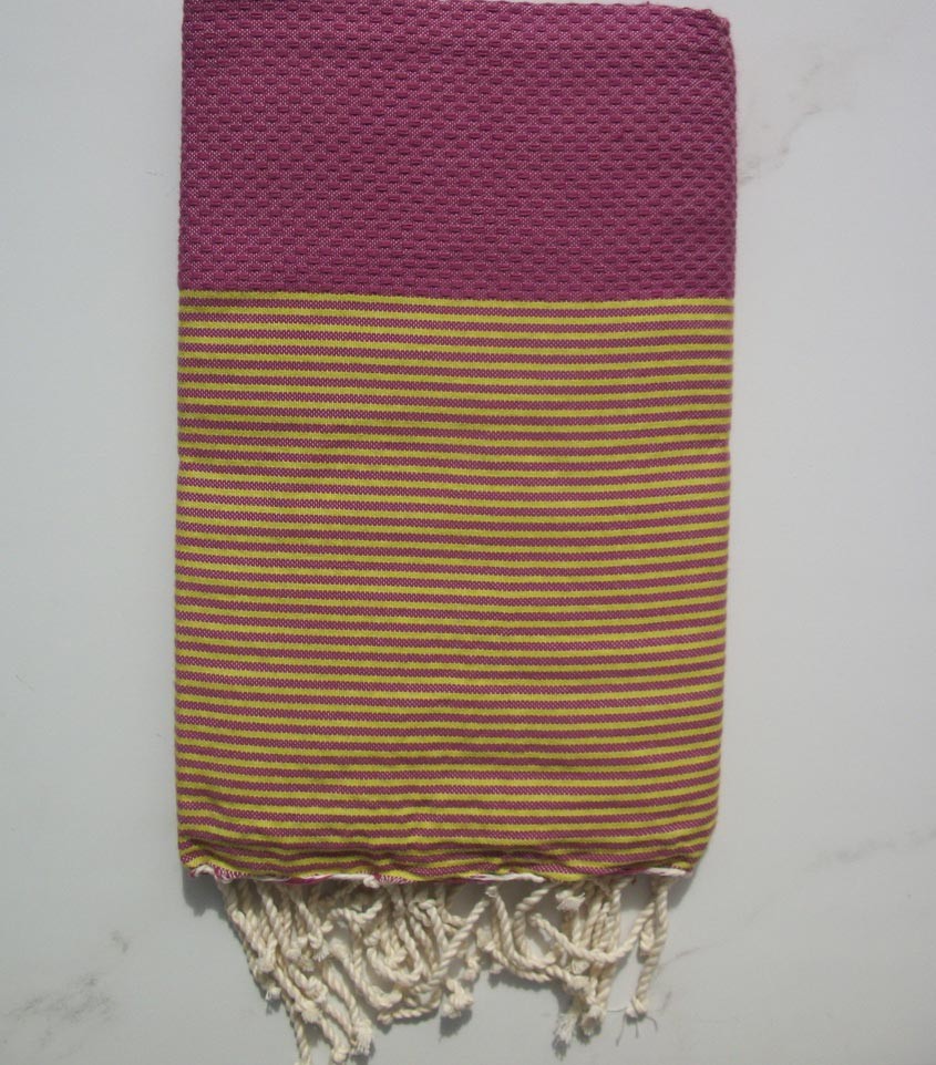 FOUTA NID D'ABEILLE rose cerise rayée jaune 