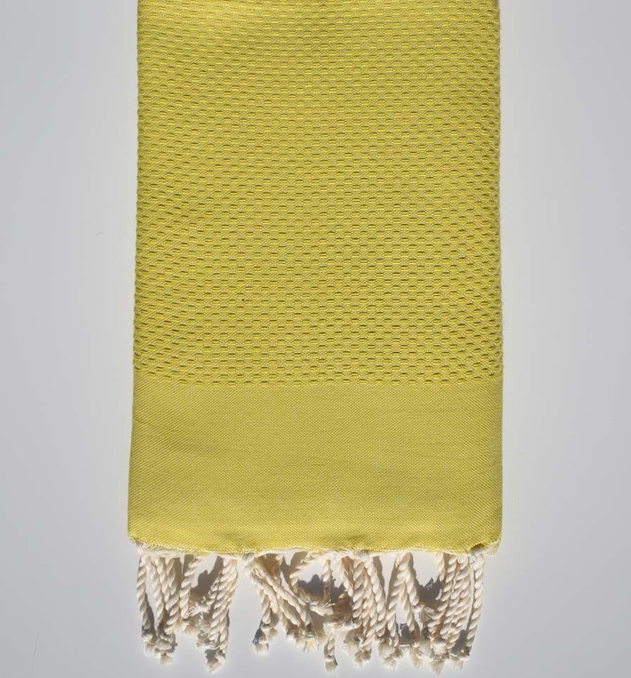 Serviette de plage unie couleur jaune canari Fouta Tunisia - 1