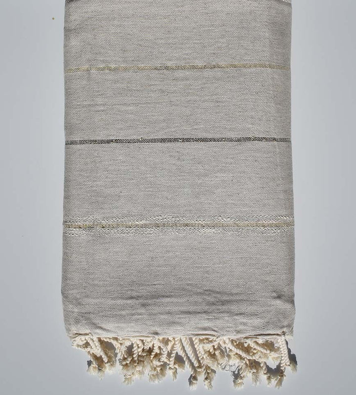 Jeté beige avec lurex doré 2.40m*2.80m  - 2