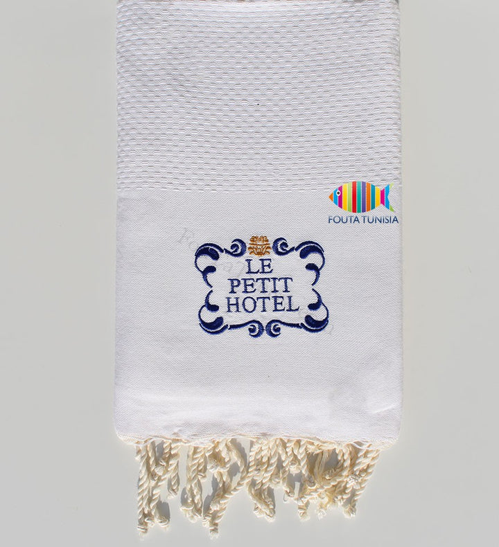 Serviette de plage personnalisée le petit hotel Fouta Tunisia - 7